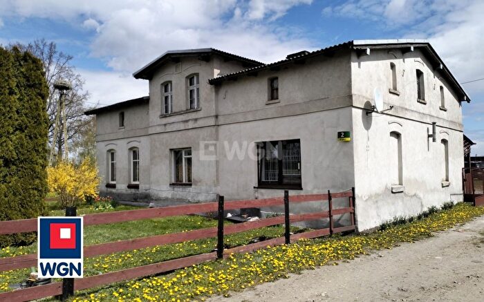 Dom 3-pokojowy na sprzedaż, Tylice
