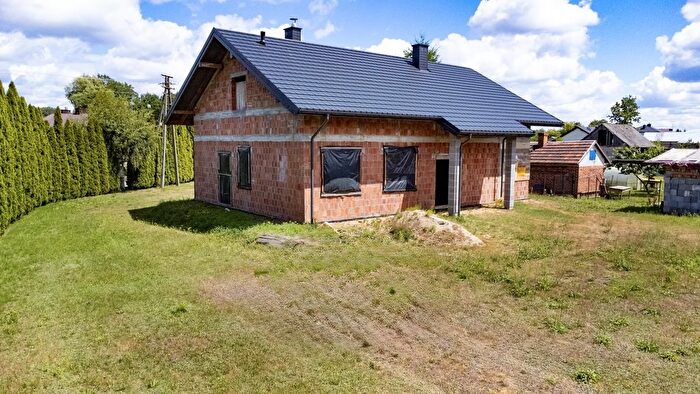 Dom 4-pokojowy na sprzedaż, Wólka Niedźwiedzka