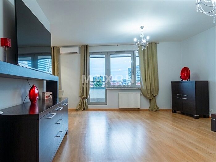 Mieszkanie 3-pokojowe do wynajęcia, Warszawa – ul. Grzybowska