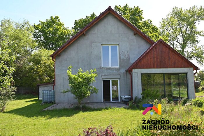 Dom 6-pokojowy na sprzedaż, Broniszów