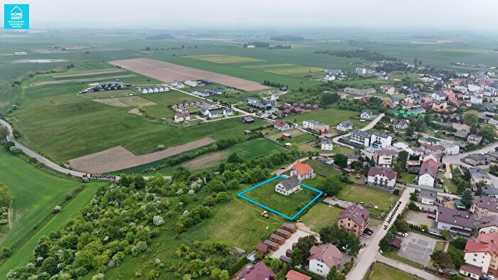 Dom 10-pokojowy na sprzedaż, Chłapowo