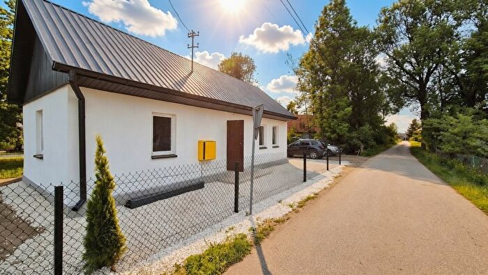 Dom 2-pokojowy na sprzedaż, Biskupice