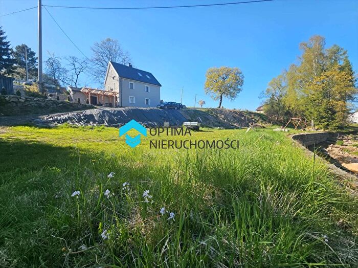 Dom 3-pokojowy na sprzedaż, Stara Kamienica