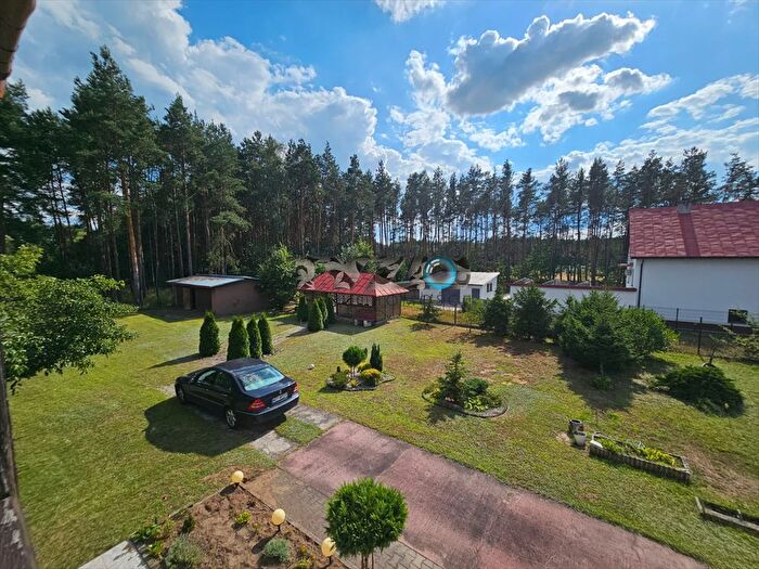 Dom 6-pokojowy na sprzedaż, Lewików