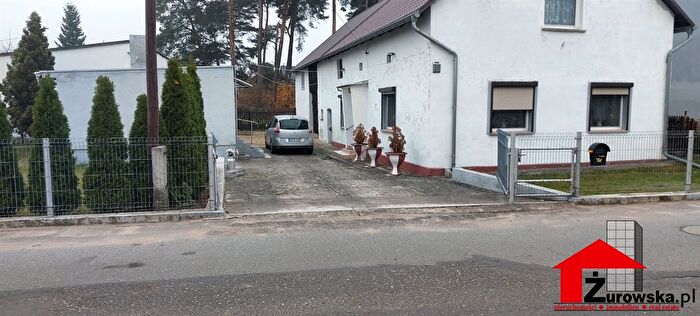 Dom 3-pokojowy na sprzedaż, Rożniątów