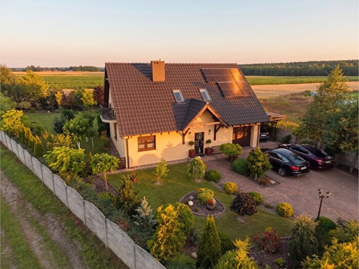 Dom 5-pokojowy na sprzedaż, Działosza