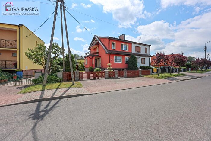 Dom 5-pokojowy na sprzedaż, Złotów