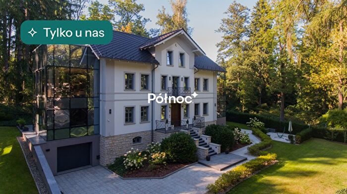 Dom 8-pokojowy na sprzedaż, Polanica-Zdrój