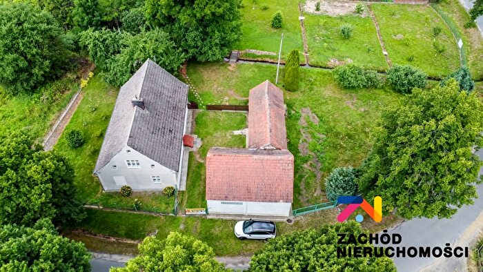 Dom 3-pokojowy na sprzedaż, Karczówka