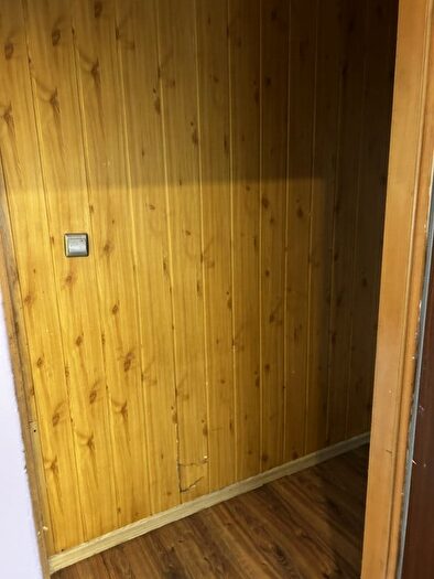 Mieszkanie 3-pokojowe na sprzedaż, Doble