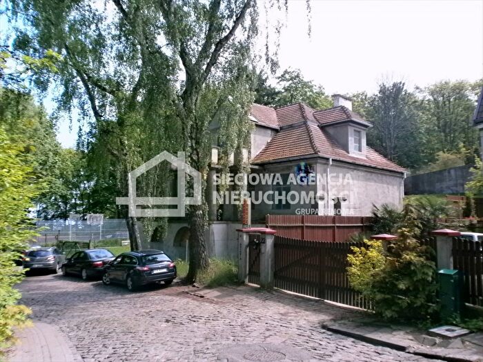 Dom 7-pokojowy na sprzedaż, Gdynia