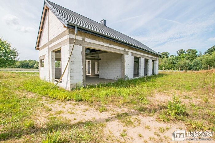 Dom 4-pokojowy na sprzedaż, Rusinowo