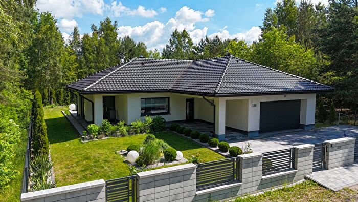 Dom 4-pokojowy na sprzedaż, Pierzchno