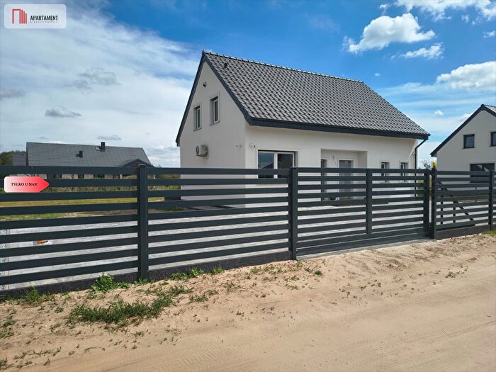 Dom 4-pokojowy na sprzedaż, Dziuplina