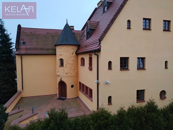 Dom 8-pokojowy na sprzedaż, Wrocław