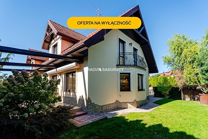 Dom 4-pokojowy na sprzedaż, Bibice