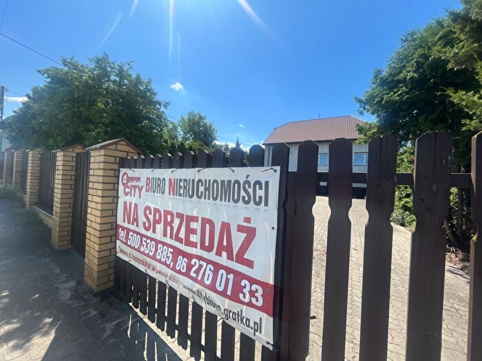 Dom 7-pokojowy na sprzedaż, Zambrów