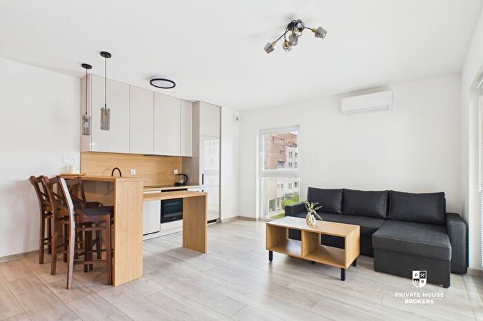 Mieszkanie 3-pokojowe do wynajęcia, Kraków – Przewóz