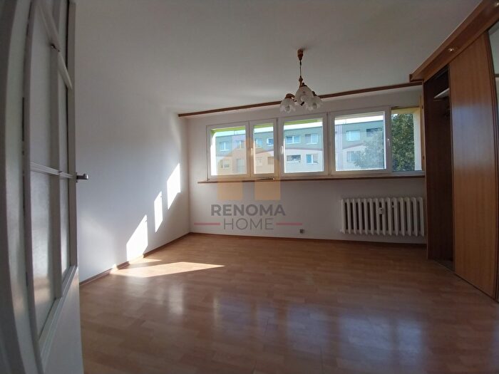 Mieszkanie 4-pokojowe do wynajęcia, Lubin