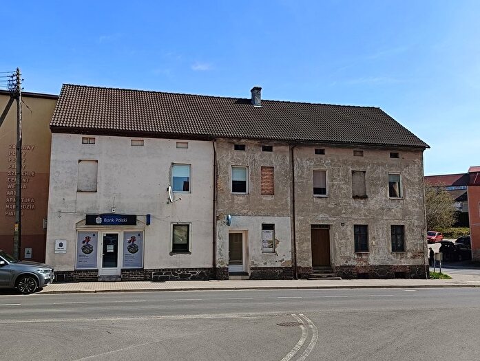 Dom 8-pokojowy na sprzedaż, Zawidów