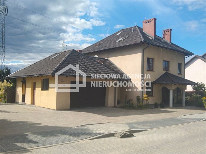 Dom 14-pokojowy na sprzedaż, Chojnice