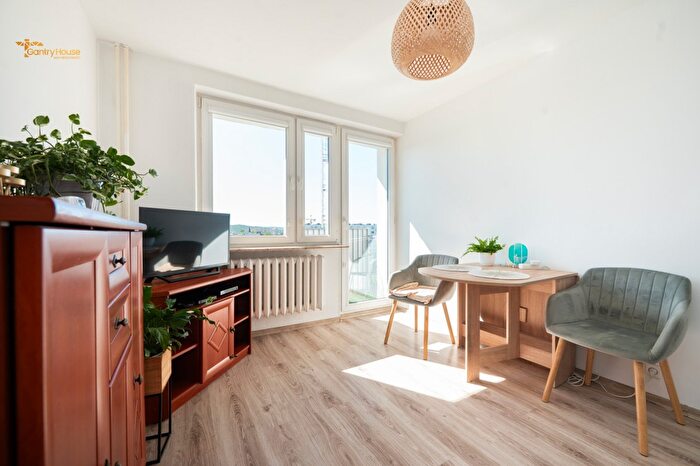 Mieszkanie 3-pokojowe na sprzedaż, Gdynia – Chylońska
