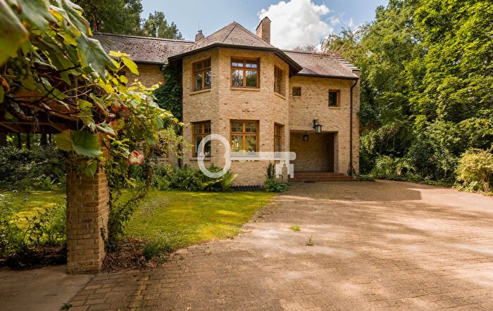 Dom 8-pokojowy na sprzedaż, Brwinów
