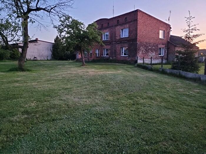 Dom 5-pokojowy na sprzedaż, Książenice