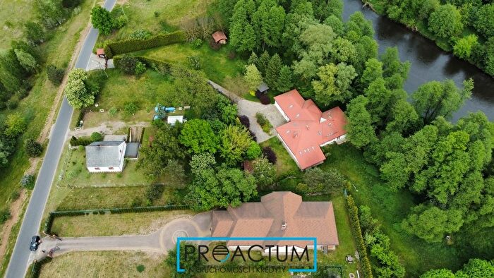 Dom 9-pokojowy na sprzedaż, Elgiszewo