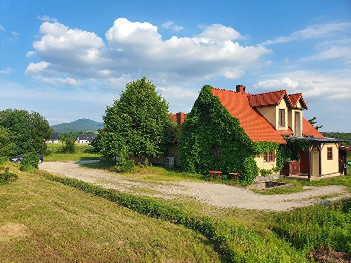 Dom 4-pokojowy na sprzedaż, Sady