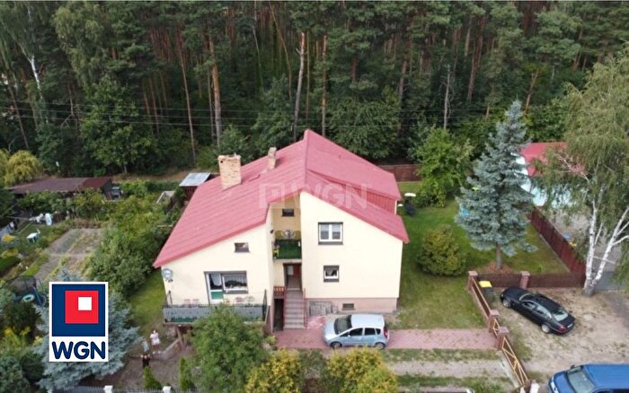 Dom 7-pokojowy na sprzedaż, Modrzyca