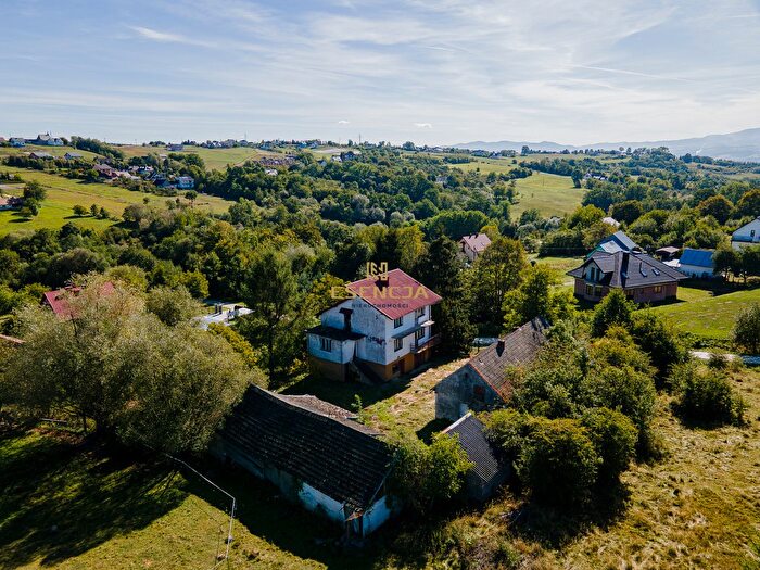 Dom 7-pokojowy na sprzedaż, Trzetrzewina