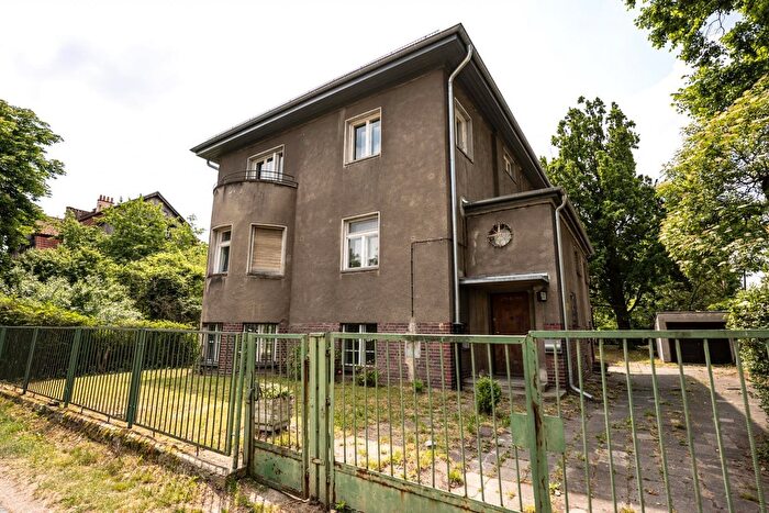 Dom 7-pokojowy na sprzedaż, Wrocław – Jastrzębia