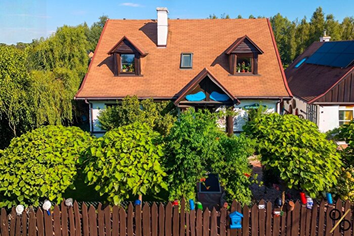 Dom 4-pokojowy na sprzedaż, Prażmów