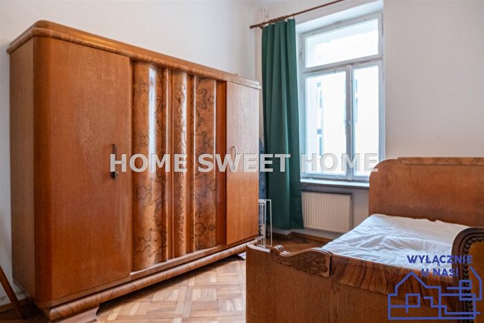 Mieszkanie 3-pokojowe na sprzedaż, Warszawa – Sienna