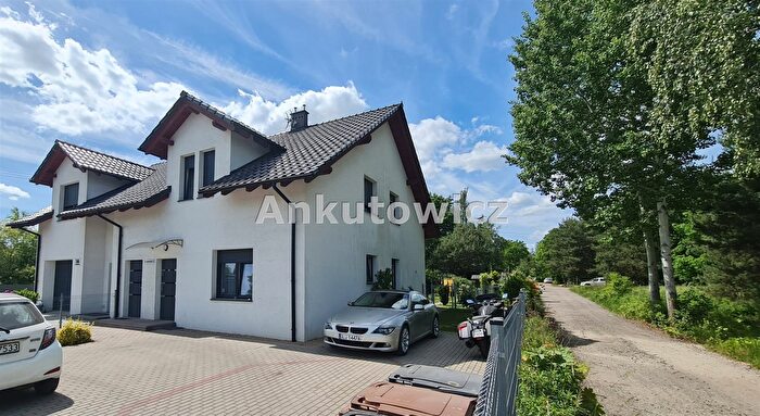 Mieszkanie 4-pokojowe na sprzedaż, Lubin