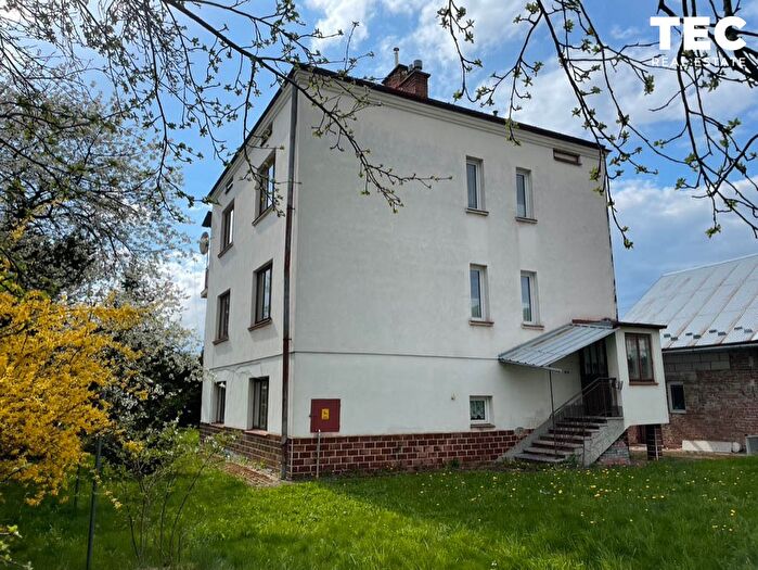 Dom 7-pokojowy na sprzedaż, Stara Wieś
