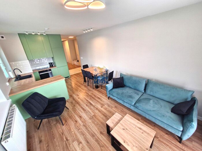 Mieszkanie 3-pokojowe do wynajęcia, Kraków – Rydlówka