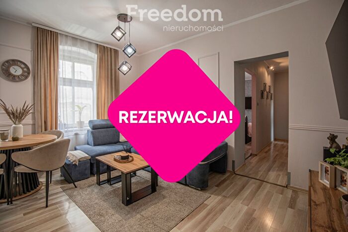 Mieszkanie 3-pokojowe na sprzedaż, Brzeg