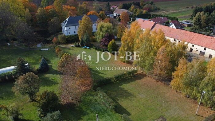 Dom 6-pokojowy na sprzedaż, Lisowice