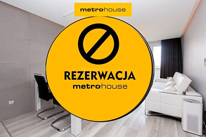 Mieszkanie 3-pokojowe na sprzedaż, Szczecinek