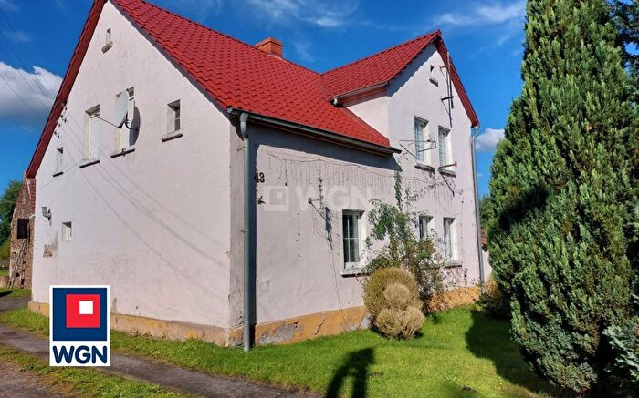 Dom 4-pokojowy na sprzedaż, Borowe