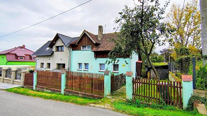 Dom 3-pokojowy na sprzedaż, Kostrzyna