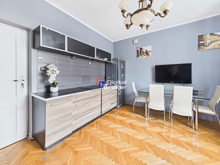 Mieszkanie 2-pokojowe na sprzedaż, Warszawa – Siennicka
