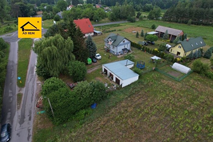 Dom 2-pokojowy na sprzedaż, Uściąż