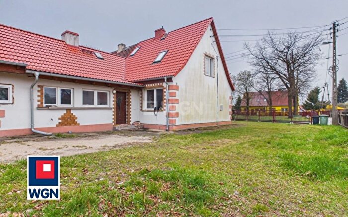 Dom 4-pokojowy na sprzedaż, Przemków