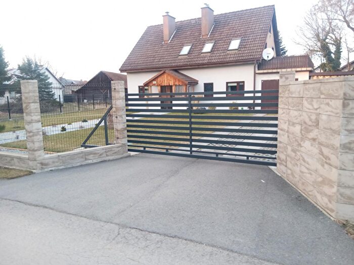 Dom 7-pokojowy na sprzedaż, Niepołomice