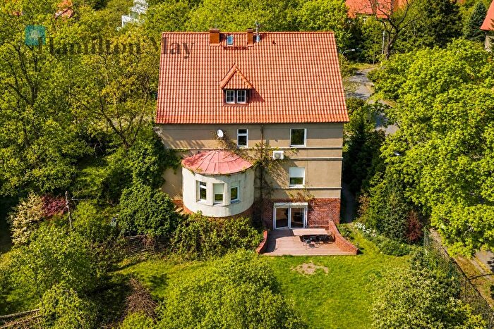 Dom 15-pokojowy na sprzedaż, Wrocław – Wojciecha Korfantego