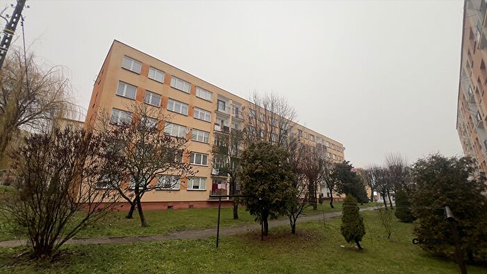 Mieszkanie 3-pokojowe na sprzedaż, Staszów