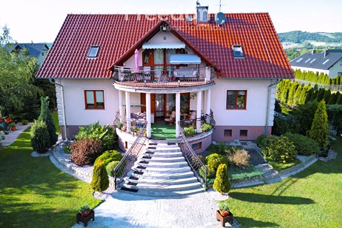 Mieszkanie 4-pokojowe na sprzedaż, Jeżów Sudecki